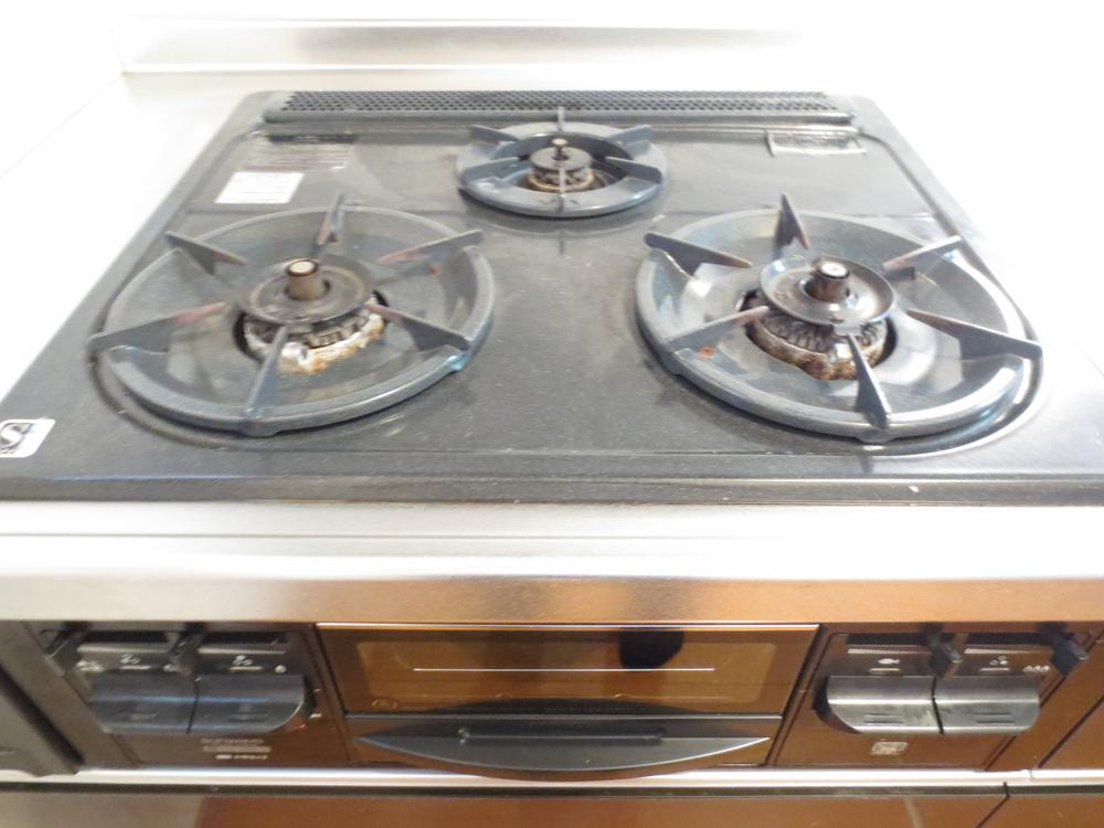 Kitchen. It is care a breeze