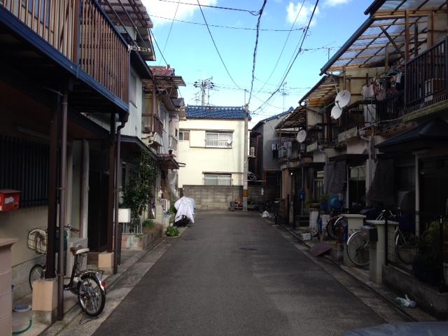 Local photos, including front road. Local (11 May 2013) Shooting