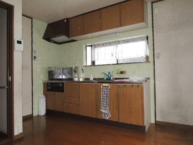 Kitchen. It is very beautiful to your. 