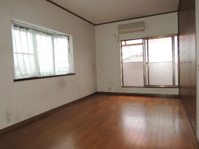 Other introspection. Is also a bright south-facing in your room. 