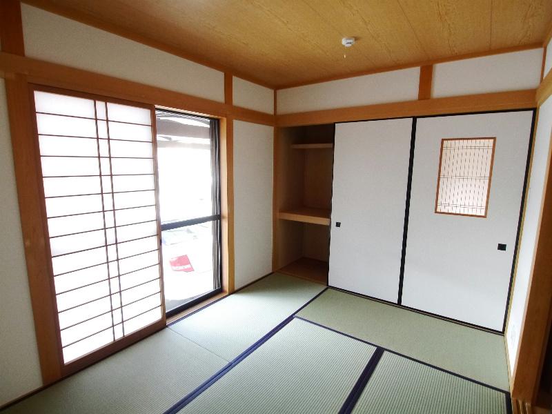 Non-living room. Local shooting