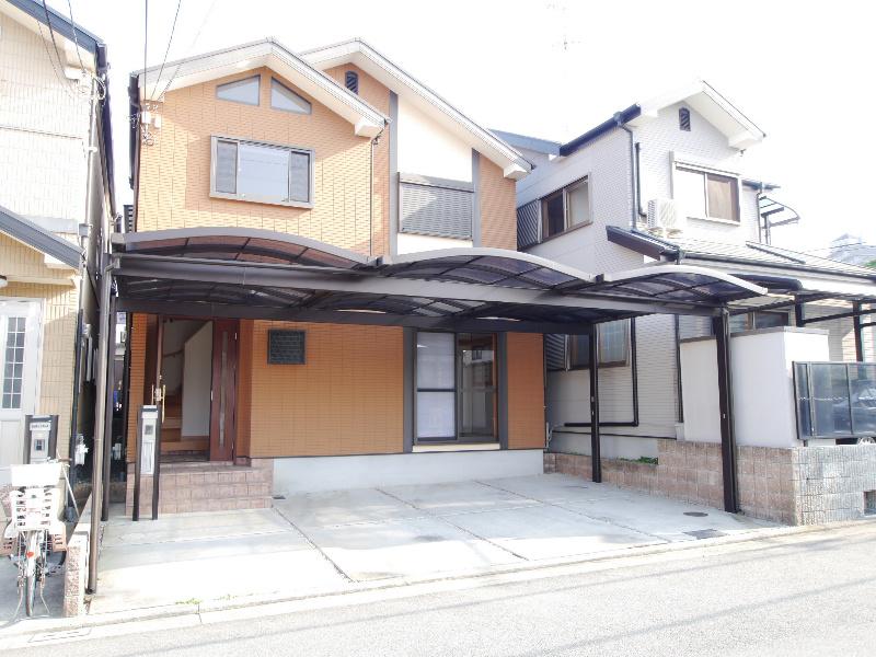 Local appearance photo. Local shooting