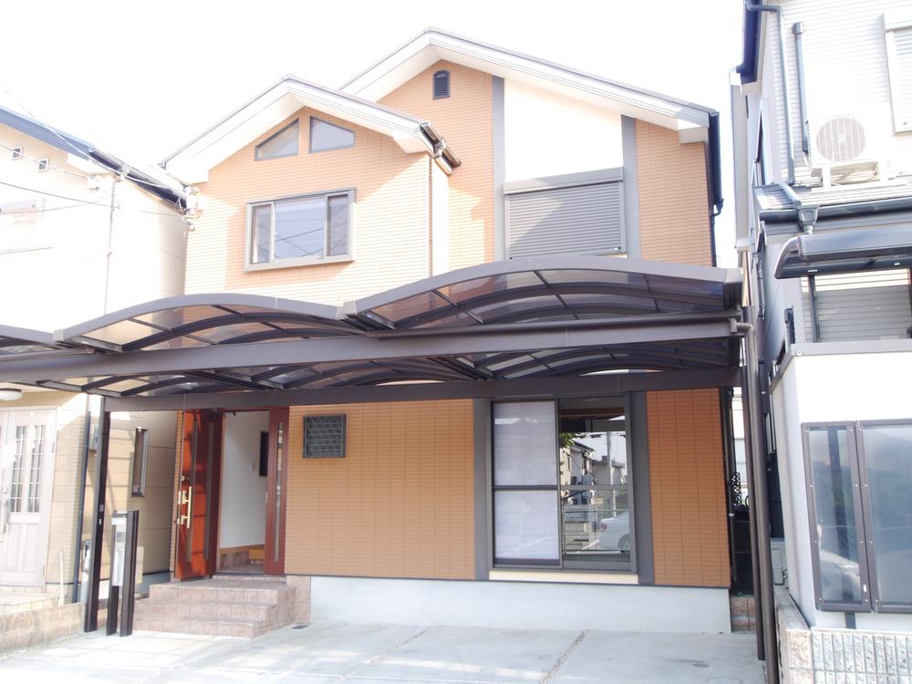 Local appearance photo. Local shooting