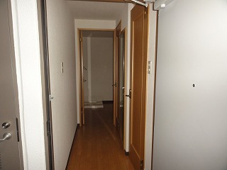 Other room space. Entrance ~ room