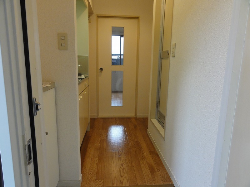Entrance. Entrance 2