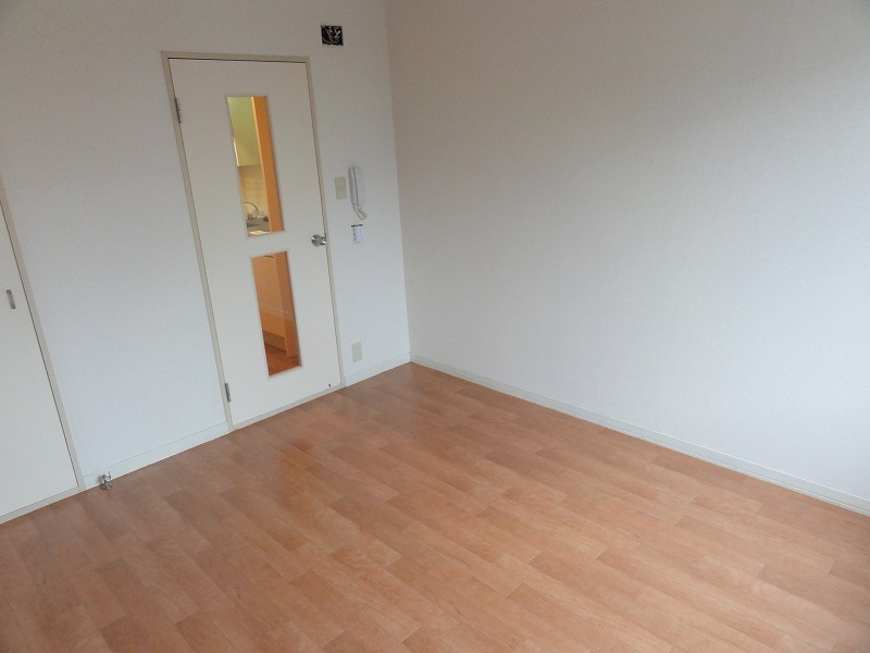 Living and room. Western-style 2