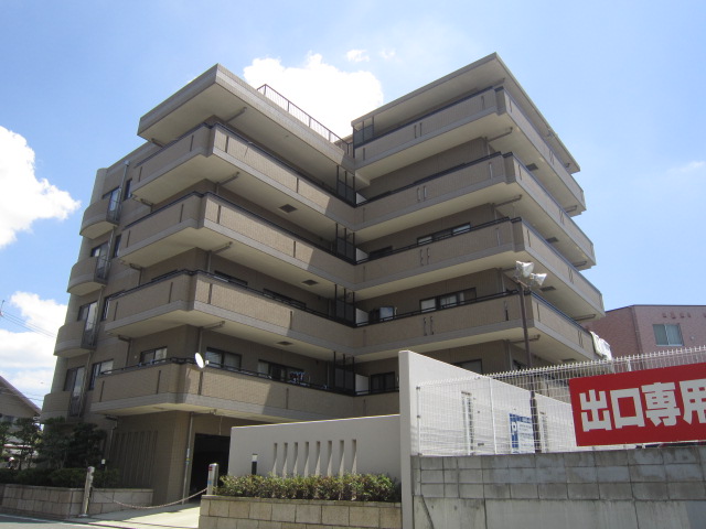 Building appearance. appearance