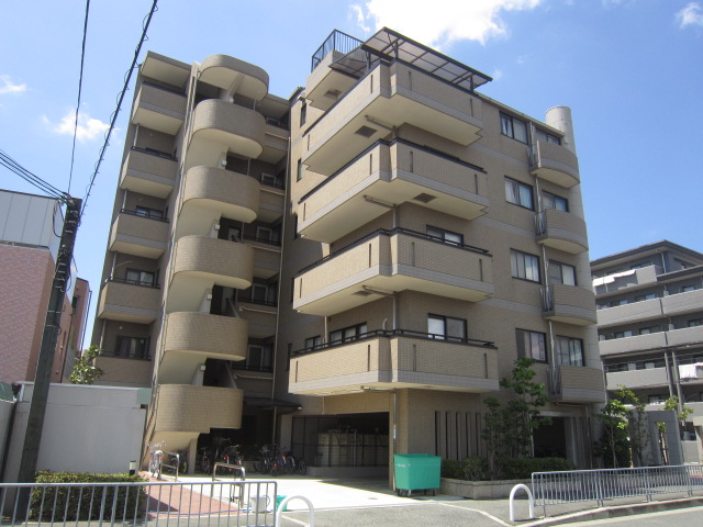Building appearance. appearance