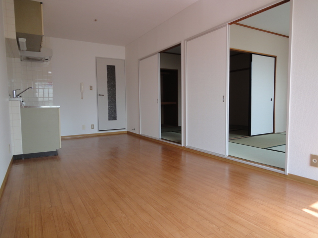 Living and room