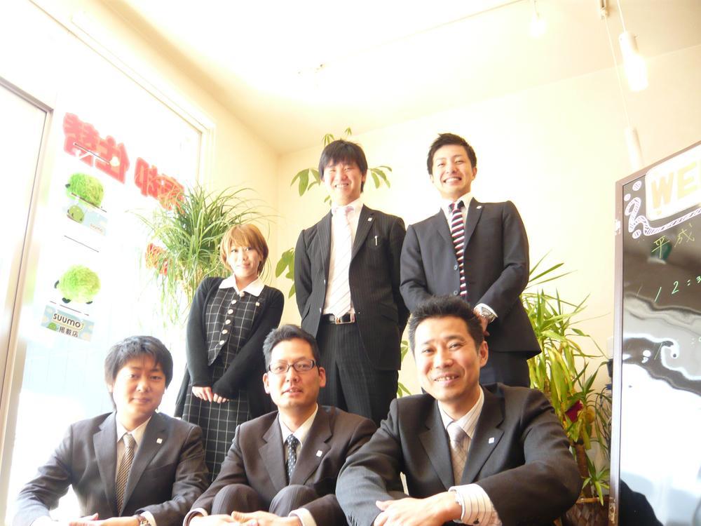 Other. Parking Lot ・ Children's Playground equipped!  We look forward to welcoming you! !