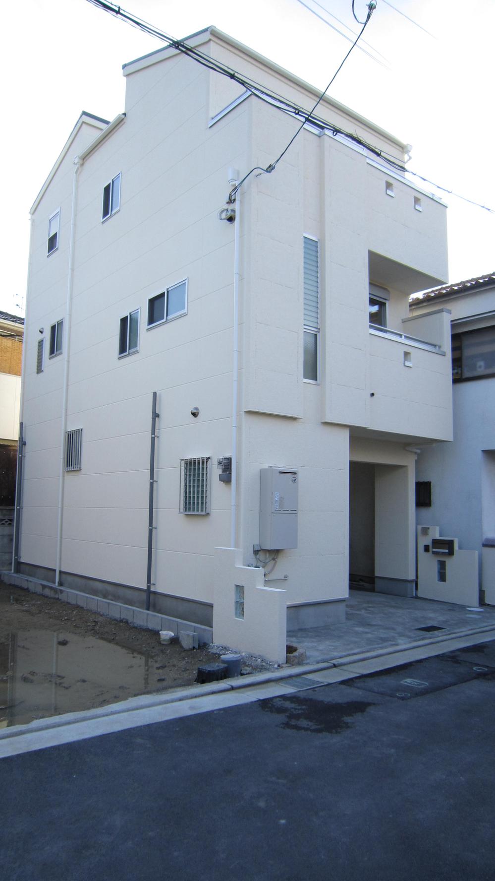 Local appearance photo