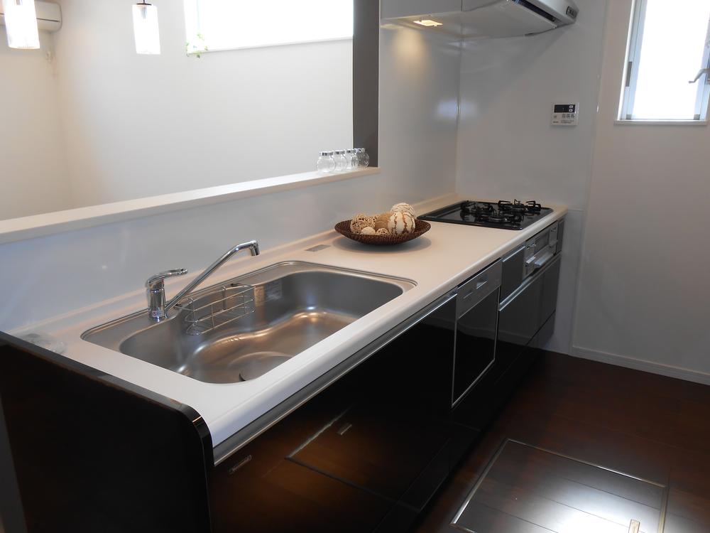 Kitchen. It is a kitchen that can do a good efficiency every day of housework!