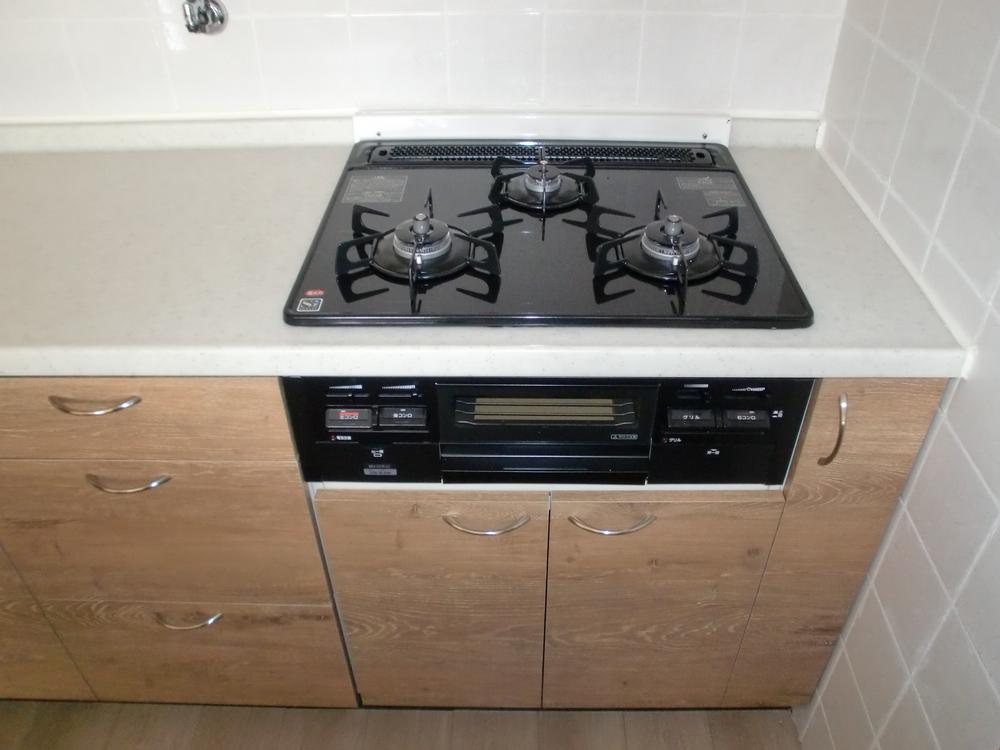 Kitchen. This dish is also easy with 3-burner stove. 