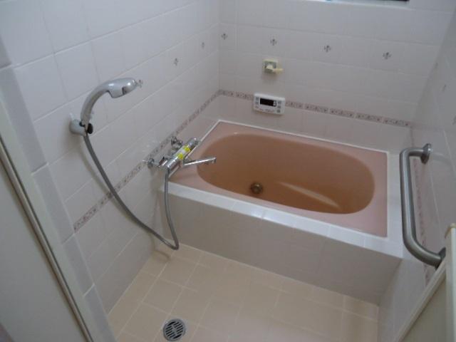 Bathroom. Room (August 2013) Shooting