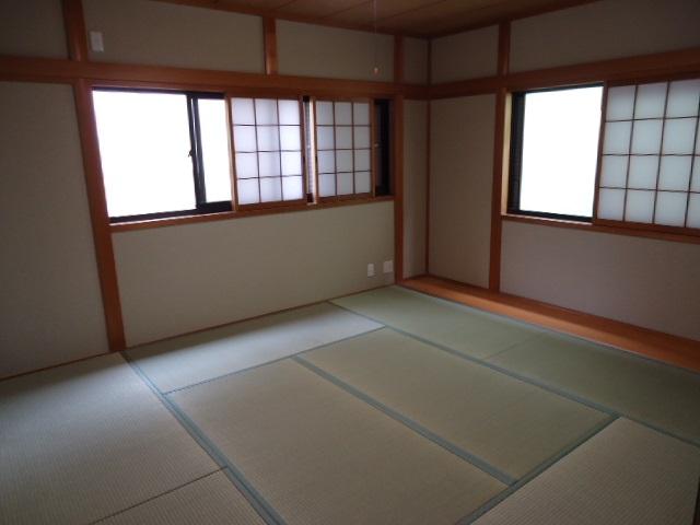 Non-living room. Room (August 2013) Shooting