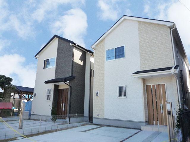 Same specifications photos (appearance). Same specifications photos (streets) all 2 House! Over the entire surface of the road 5m!