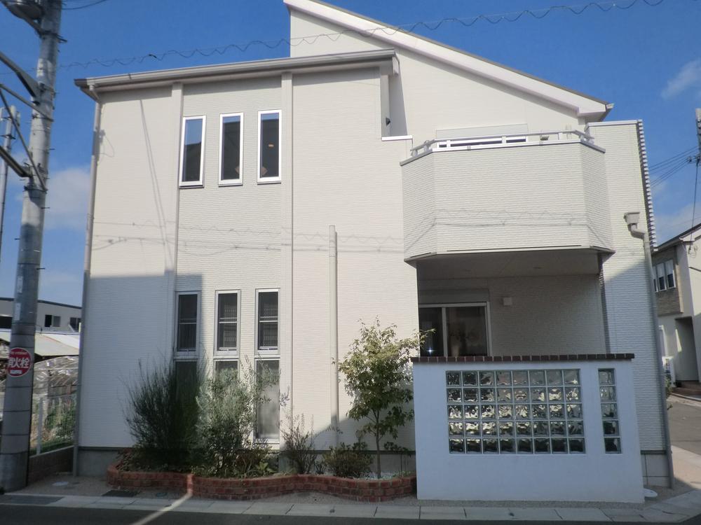 Local land photo. There is also our model house. Please feel free to contact us.