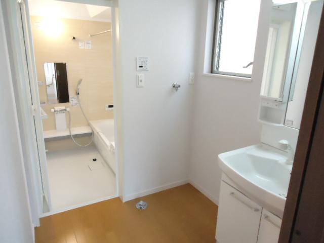 Wash basin, toilet. Higashiuenoshiba-cho 2-chome 28.8 million yen ~  4LDK2 storey parking two Allowed!  ◆ Solar power LDK15 Pledge 2 Kaiyoshitsu 7.5 Pledge