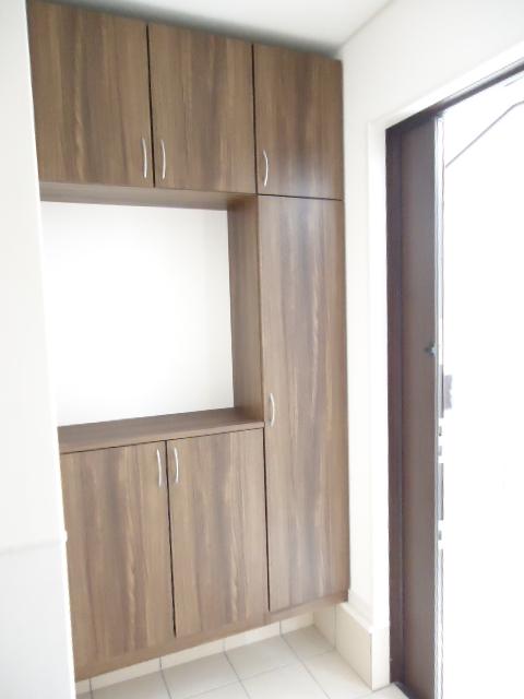 Entrance. Higashiuenoshiba-cho 2-chome 28.8 million yen ~  4LDK2 storey parking two Allowed!  ◆ Solar power LDK15 Pledge 2 Kaiyoshitsu 7.5 Pledge