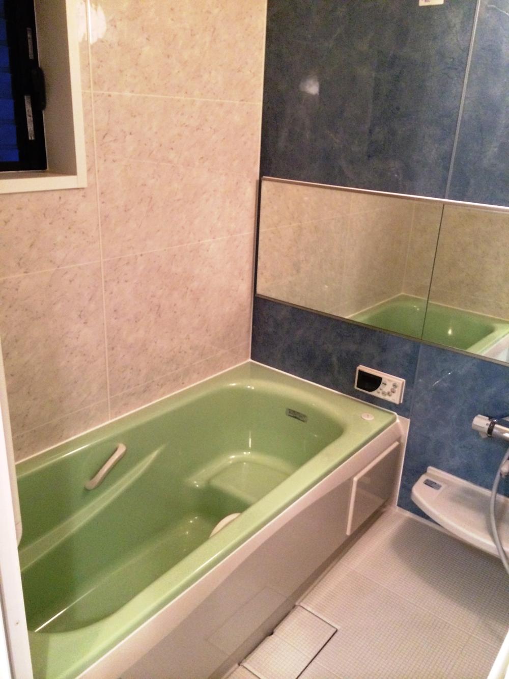 Bathroom. Bathroom with a spacious cleanliness.