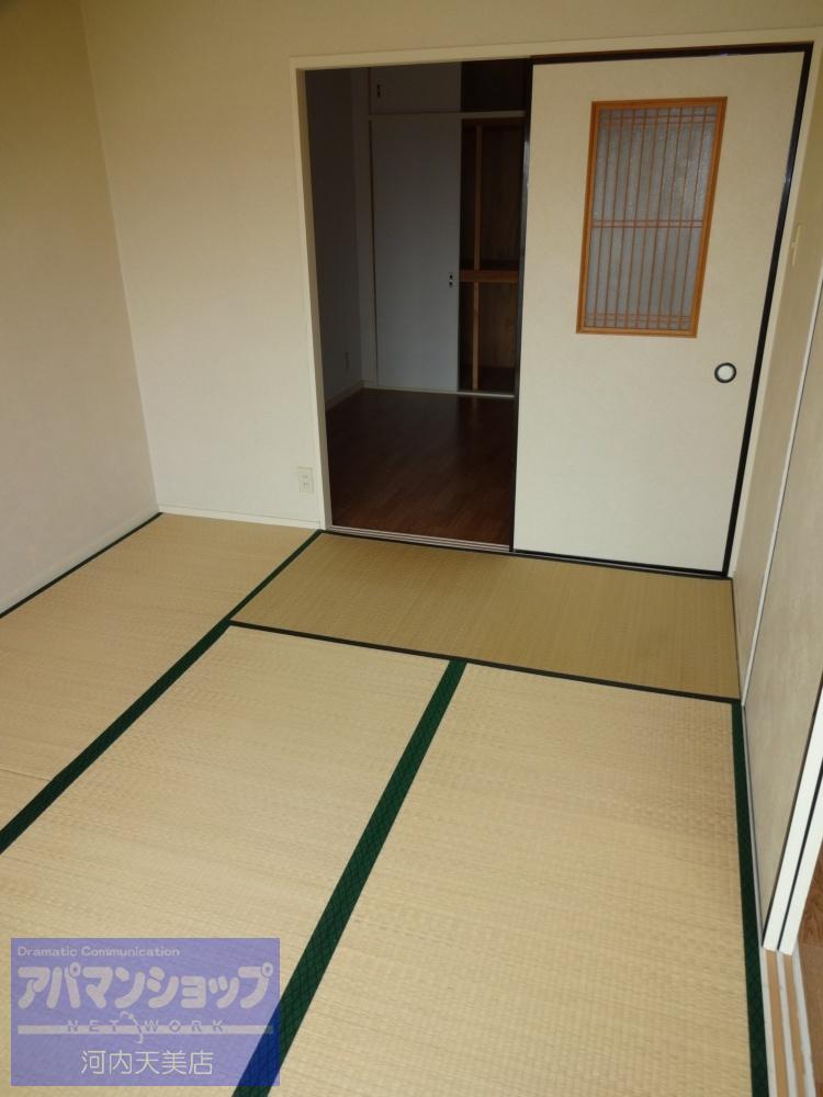 Other room space. Japanese style room