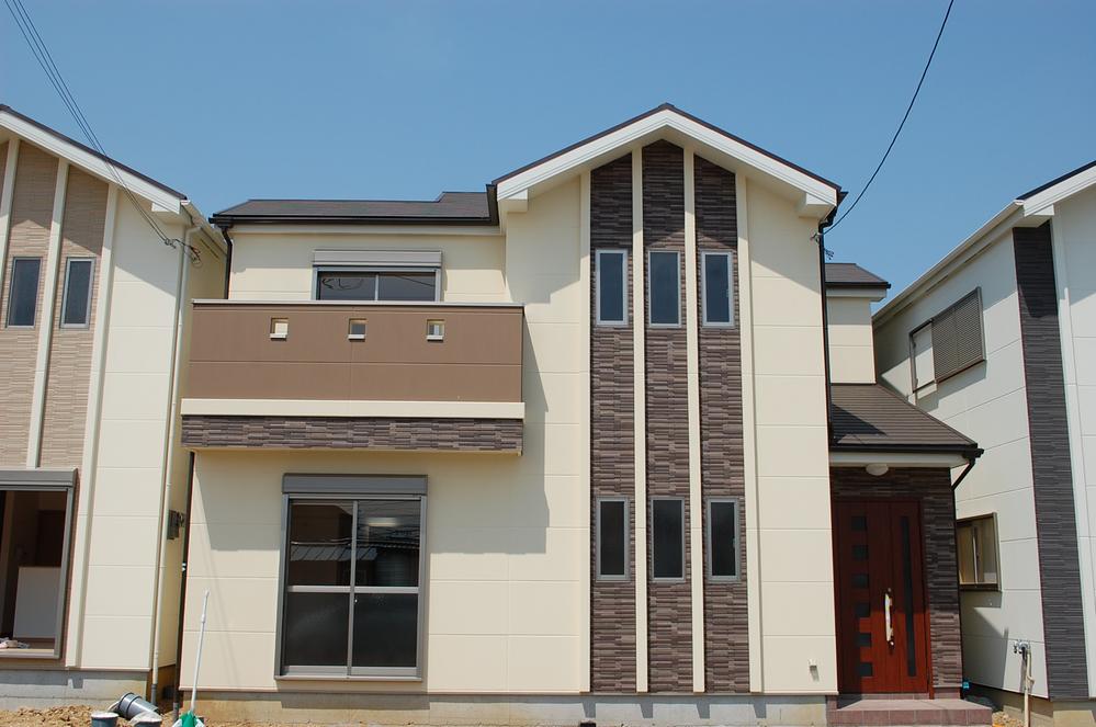 Rendering (appearance). Exterior Photos