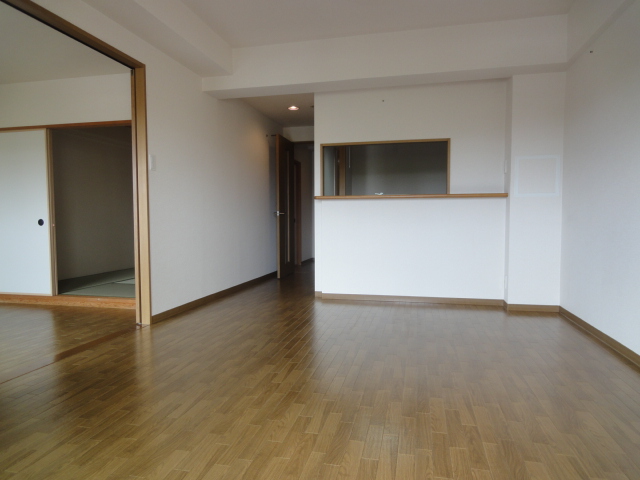 Living and room