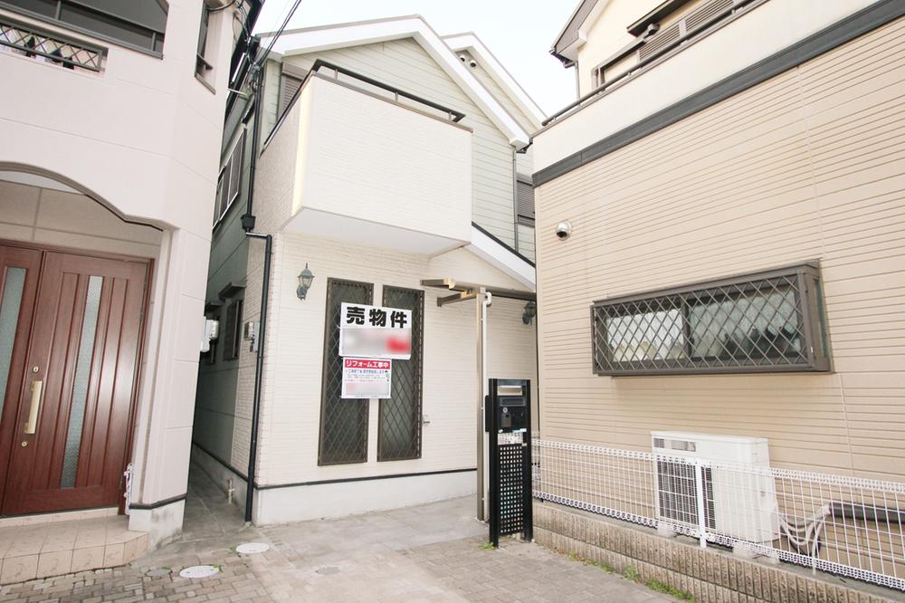 Local appearance photo. 3 wayside available good location, Parking 3 units can be. 