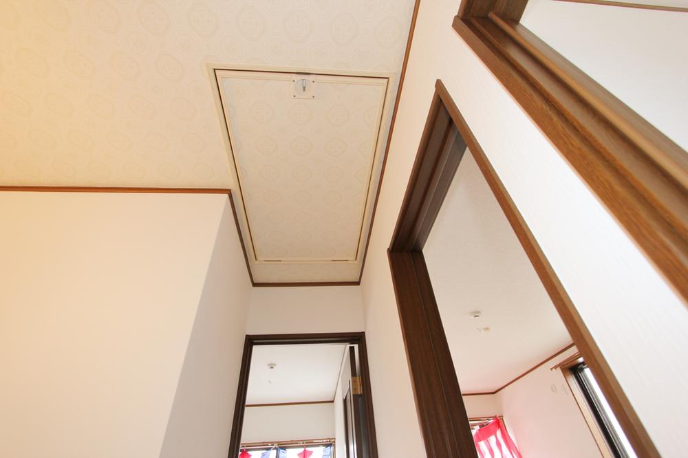 Other introspection. Grenier (attic storage) is, There is a size of about 6 tatami. 