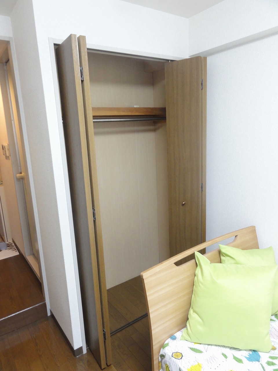 Receipt. Storage (closet)