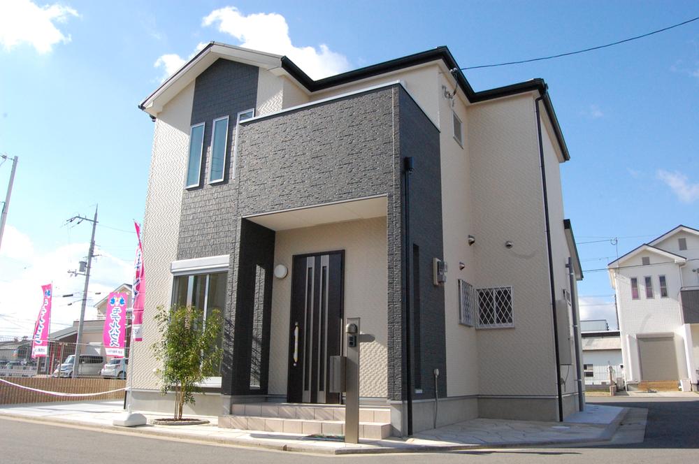 Building plan example (exterior photos).  ☆ Building appearance ☆ Appearance reference using a two-color color of