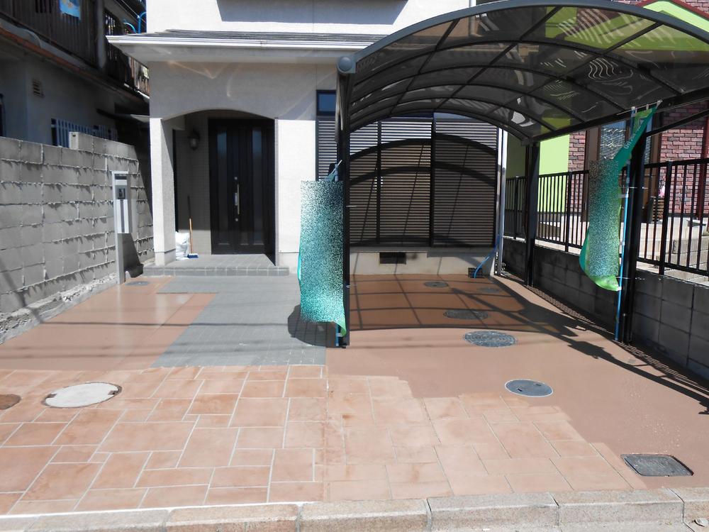 Parking lot. Frontage is wide Tamekuruma two You can park. 