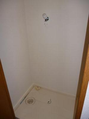 Other. Indoor laundry Storage