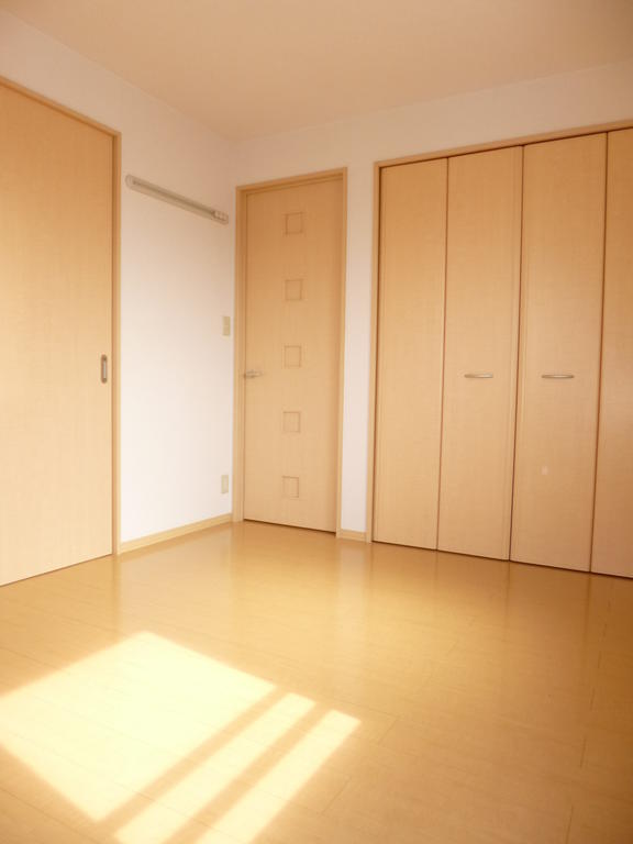 Other room space. Western style room