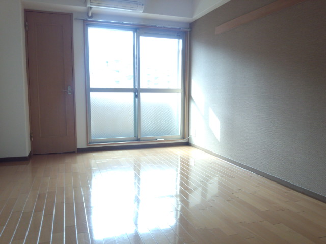 Living and room. Living