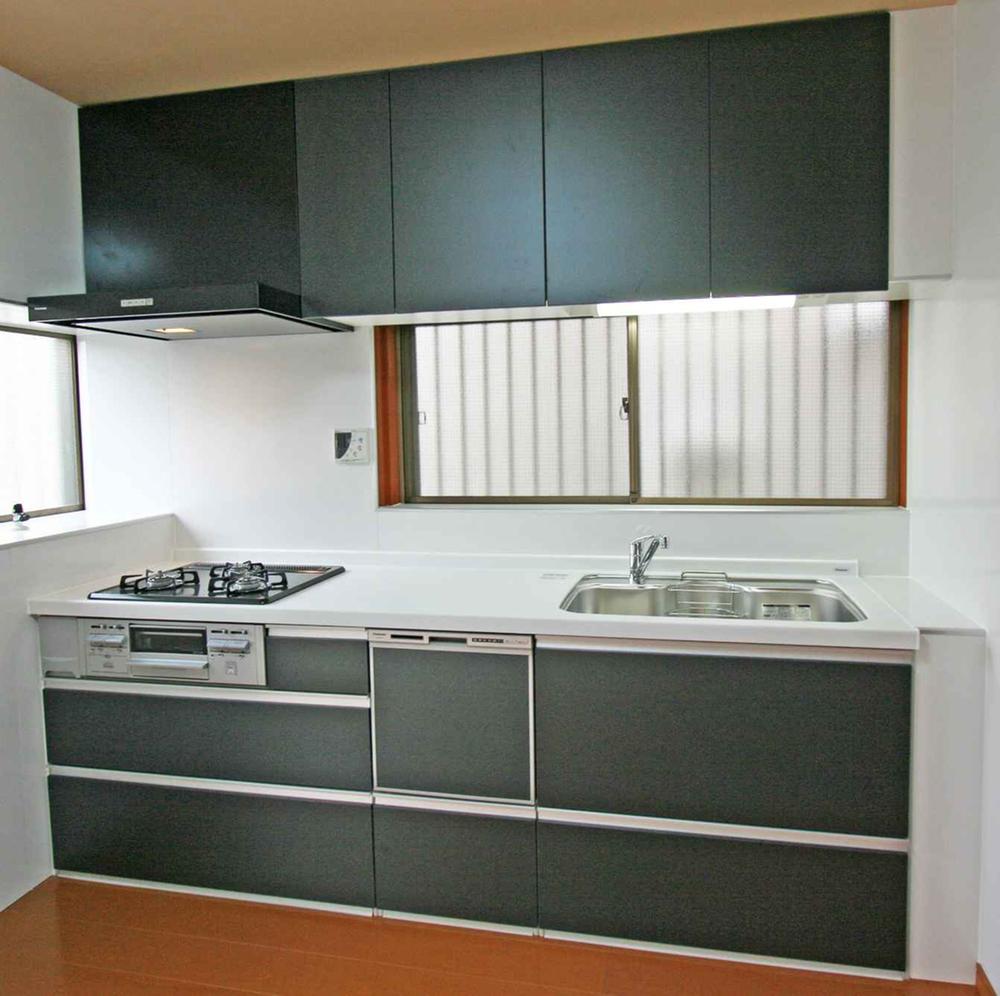 Kitchen. I had made the system kitchen with a dishwasher. It will also be fun cuisine. 