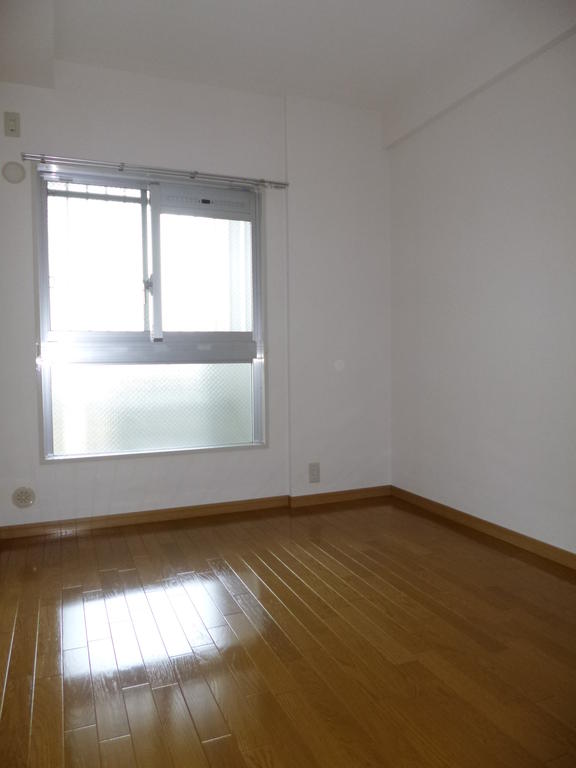 Other room space. Western style room 5.5 Pledge