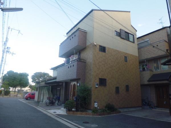 Local appearance photo