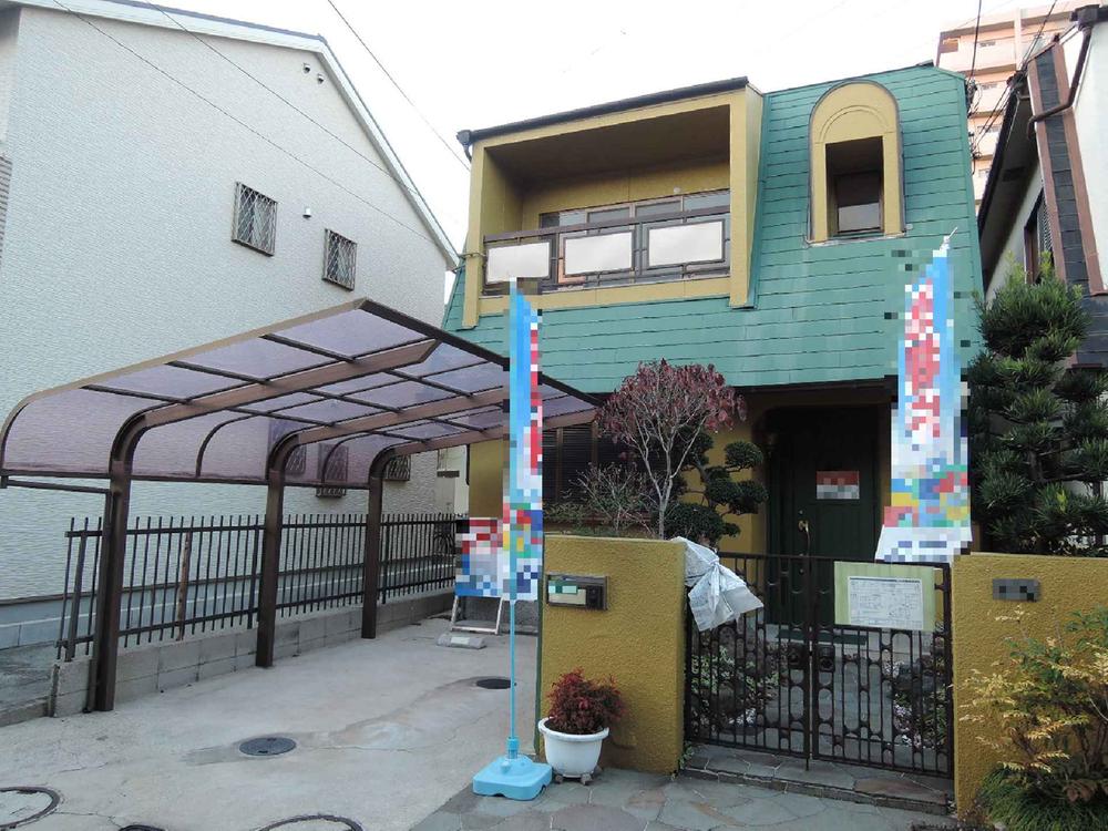 Local appearance photo. Land spacious 51 square meters! It is very bright house for the south-facing