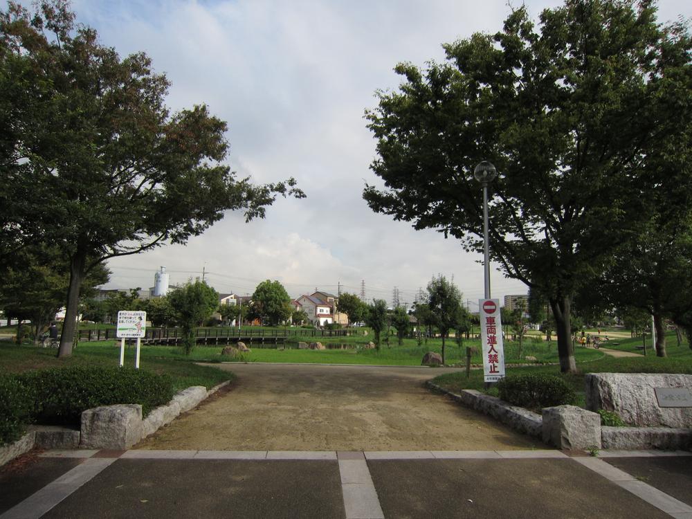 park. 261m until Sendo park