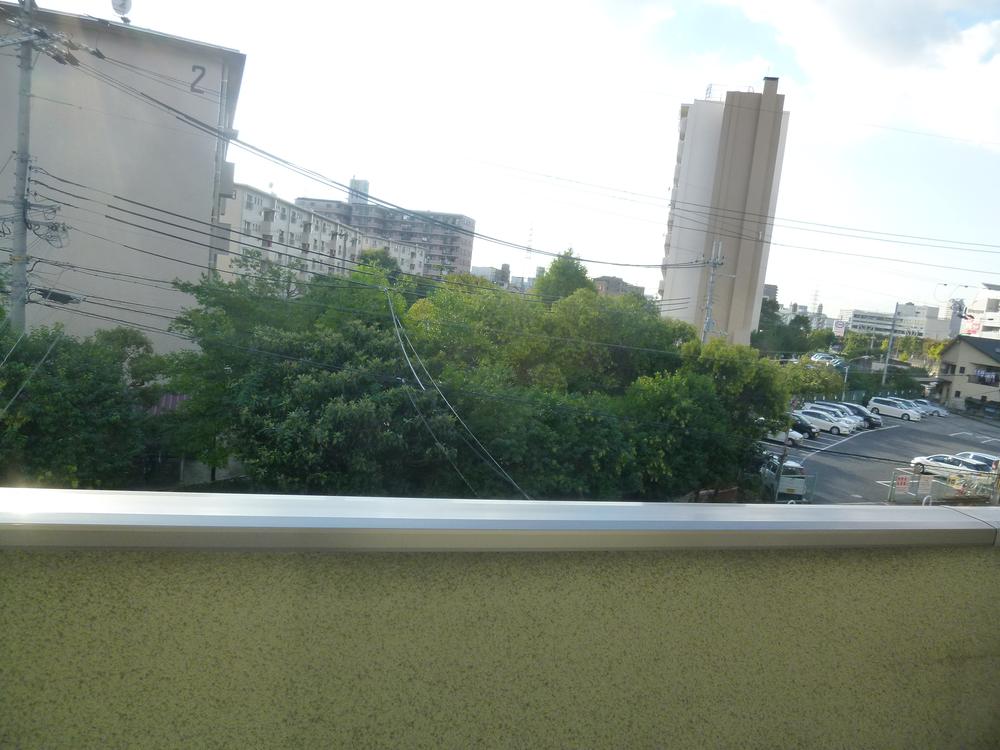 View photos from the dwelling unit. View from the site (October 2013) Shooting