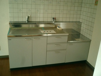Kitchen. Two-burner stove is installed Allowed