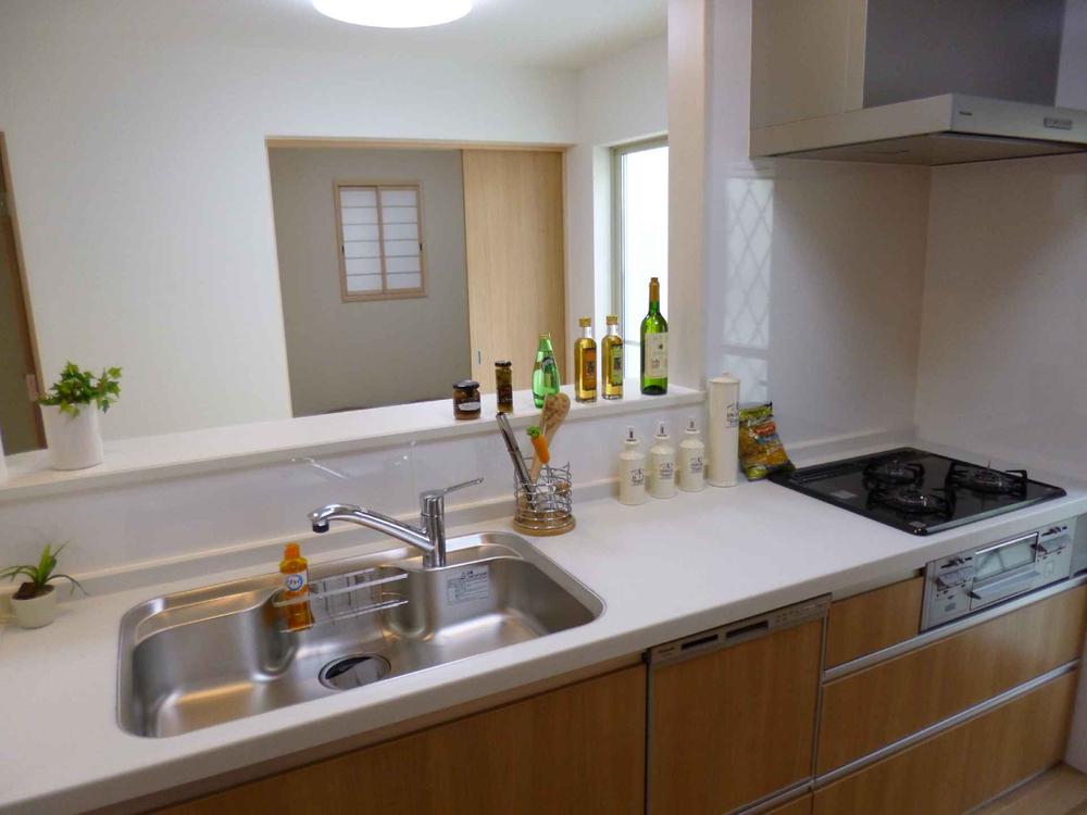 Other building plan example. Face-to-face kitchen Popular. LDK will is felt very widely and to open without the upper receiving!