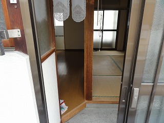 Entrance. Entrance ~ room