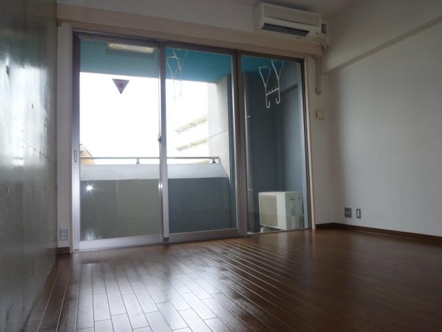 Other room space