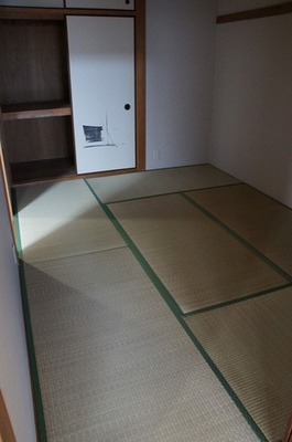 Living and room. Japanese-style room 6 quires