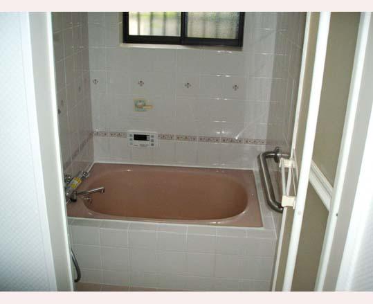 Bathroom. Indoor (10 May 2013) Shooting