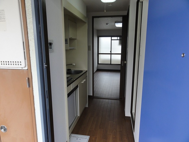 Entrance. Entrance ~ room