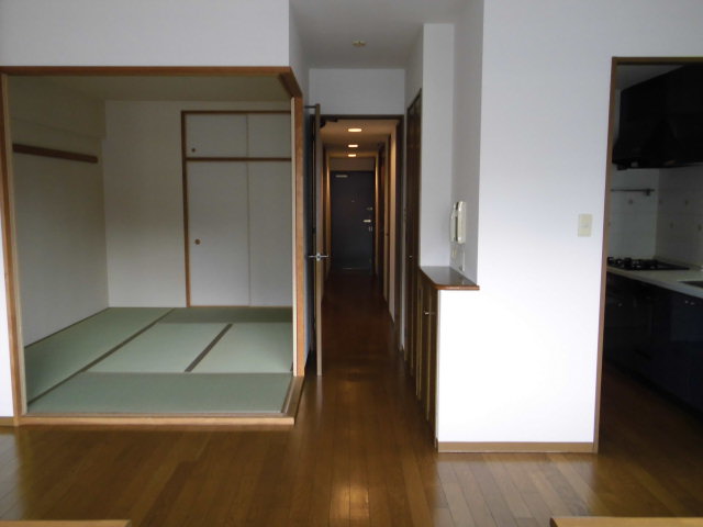 Living and room