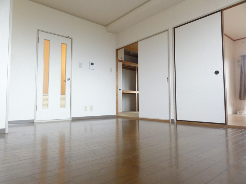 Living and room. LDK2
